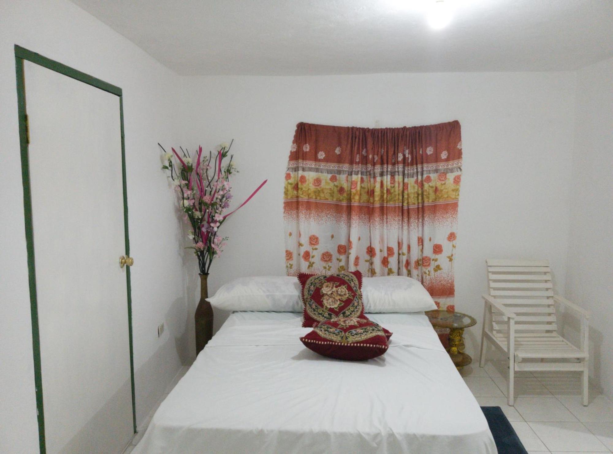 Cozy Family Inn Port Antonio Exterior foto