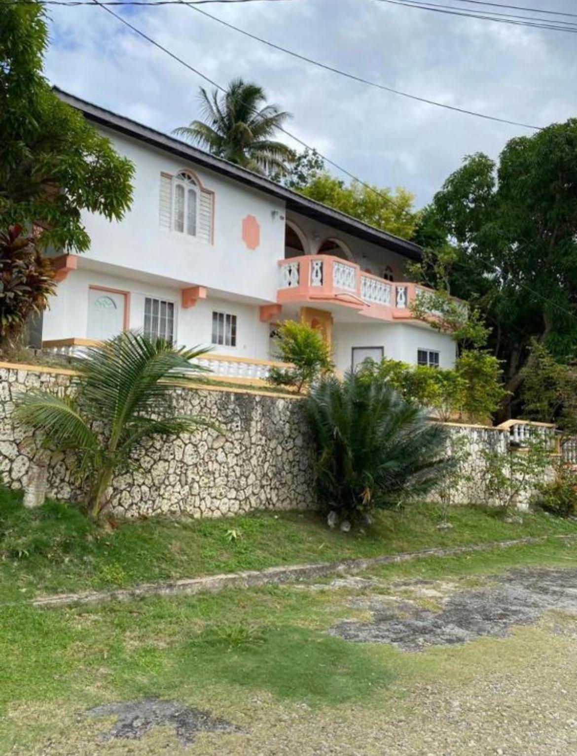 Cozy Family Inn Port Antonio Exterior foto