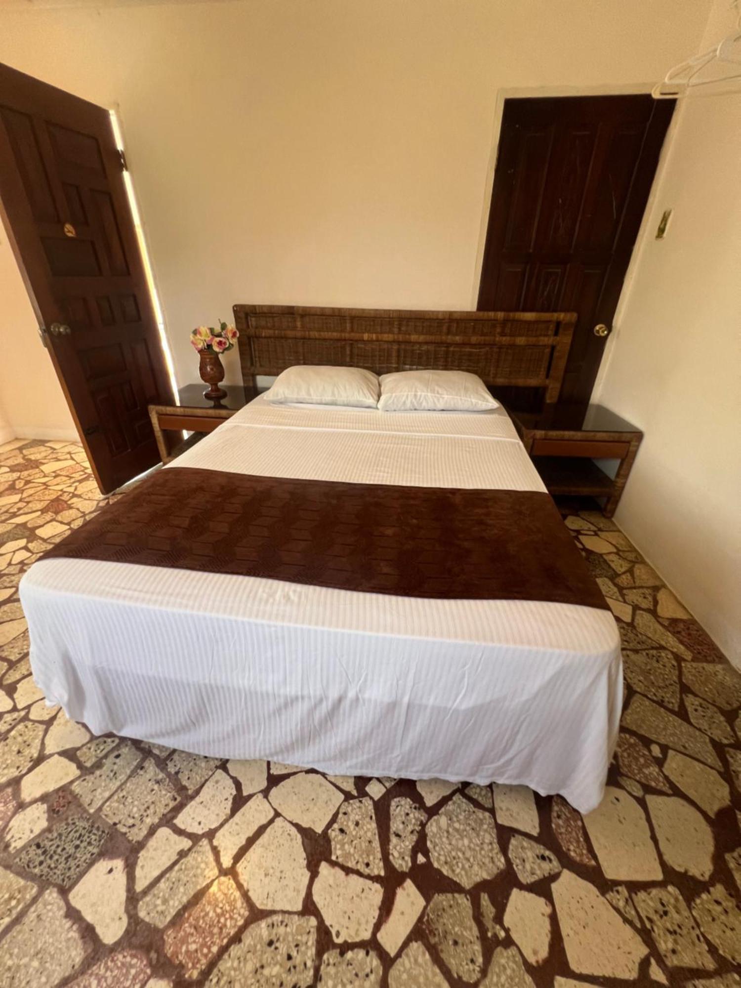 Cozy Family Inn Port Antonio Exterior foto